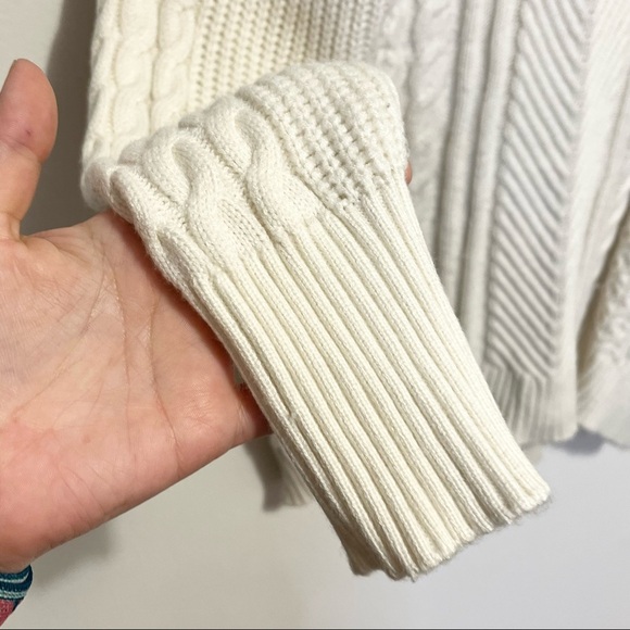 ➕ Lane Bryant Cold Shoulder Cable Knit Sweater - Picture 4 of 11